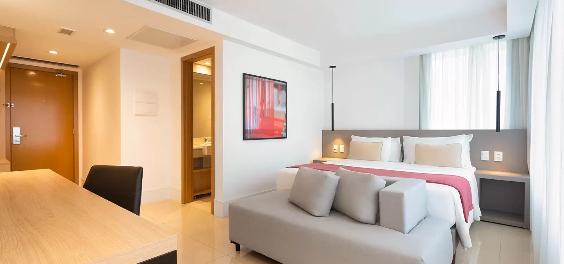 56721_master_bedroom_4