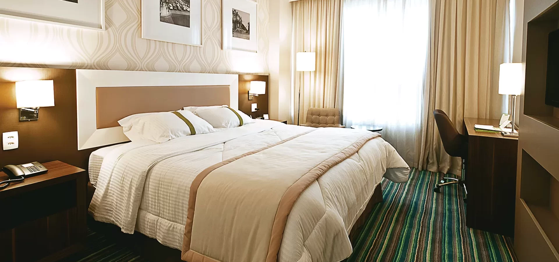 PÁGINA-DUPLA-PROJETOS-(HOLIDAY-INN-SAVASSI)-07---08